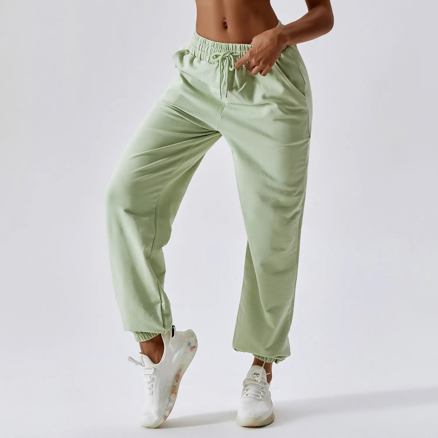 CALI LOOSE FIT SWEATPANTS