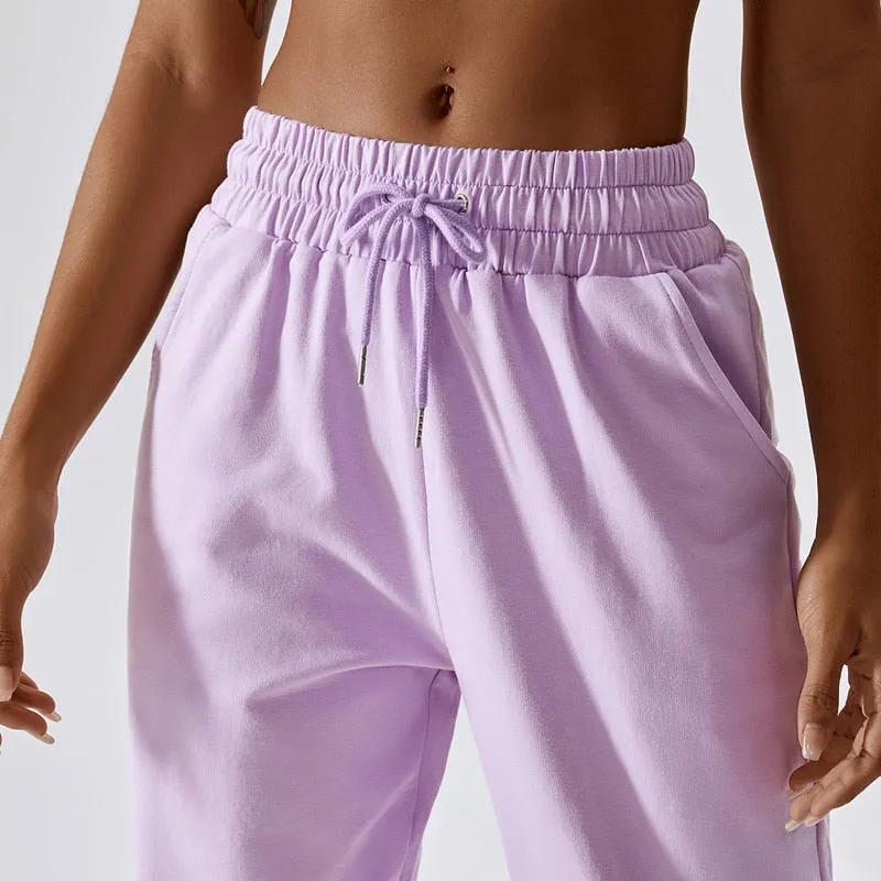 CALI LOOSE FIT SWEATPANTS