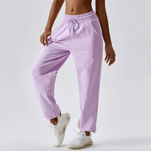 CALI LOOSE FIT SWEATPANTS