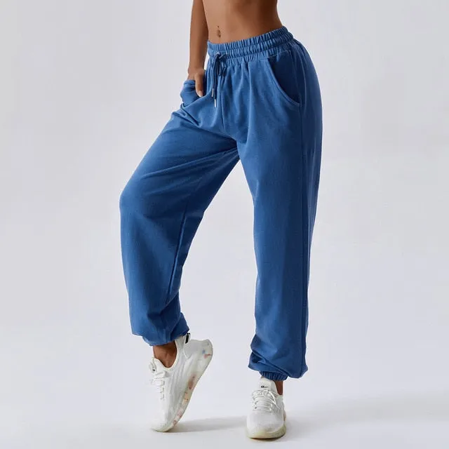 CALI LOOSE FIT SWEATPANTS