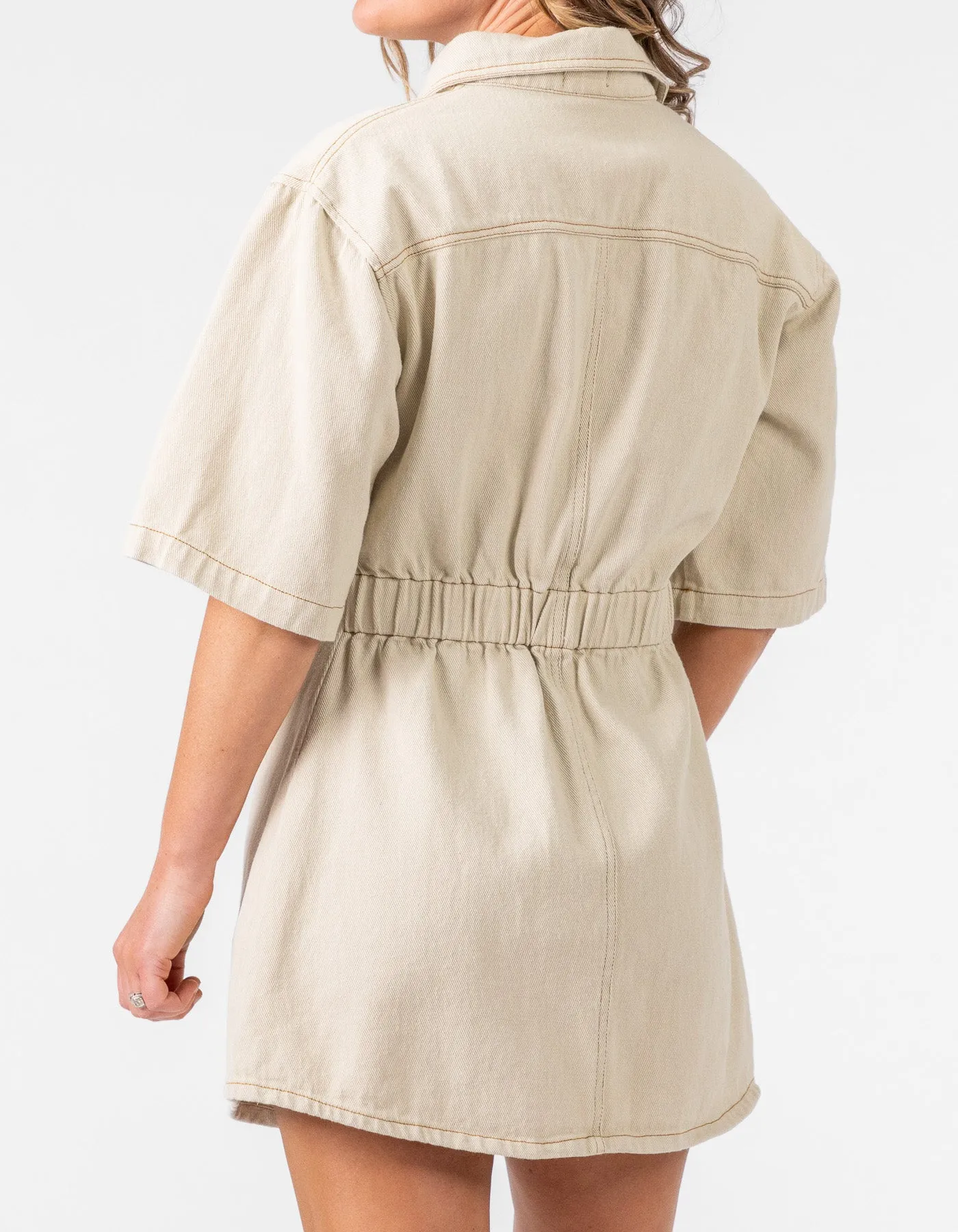 Islington Button Down Collar Dress in Oatmeal Cotton